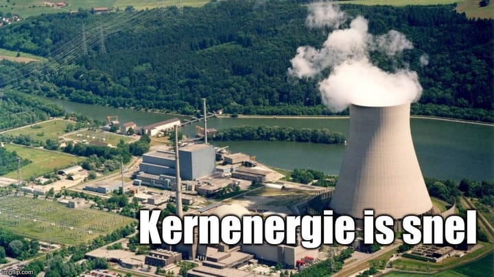 Foto van een Duitse kerncentrale met de tekst: "kernenergie is snel".