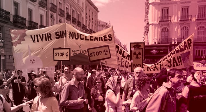 Een foto van een anti-kernenergieprotest